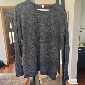 Lululemon black and gray loose fit swiftly long sleeve size 10